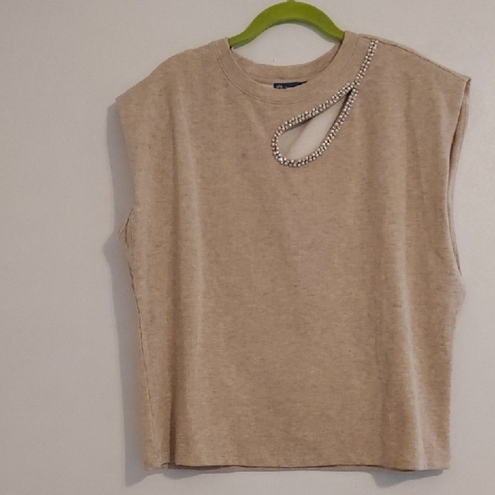 Democracy Beige Ribbed Top - Picture 3 of 7